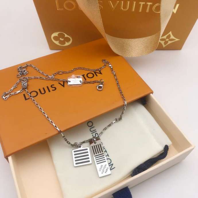 Picture of LV Necklace _SKULVnecklace06cly16112383